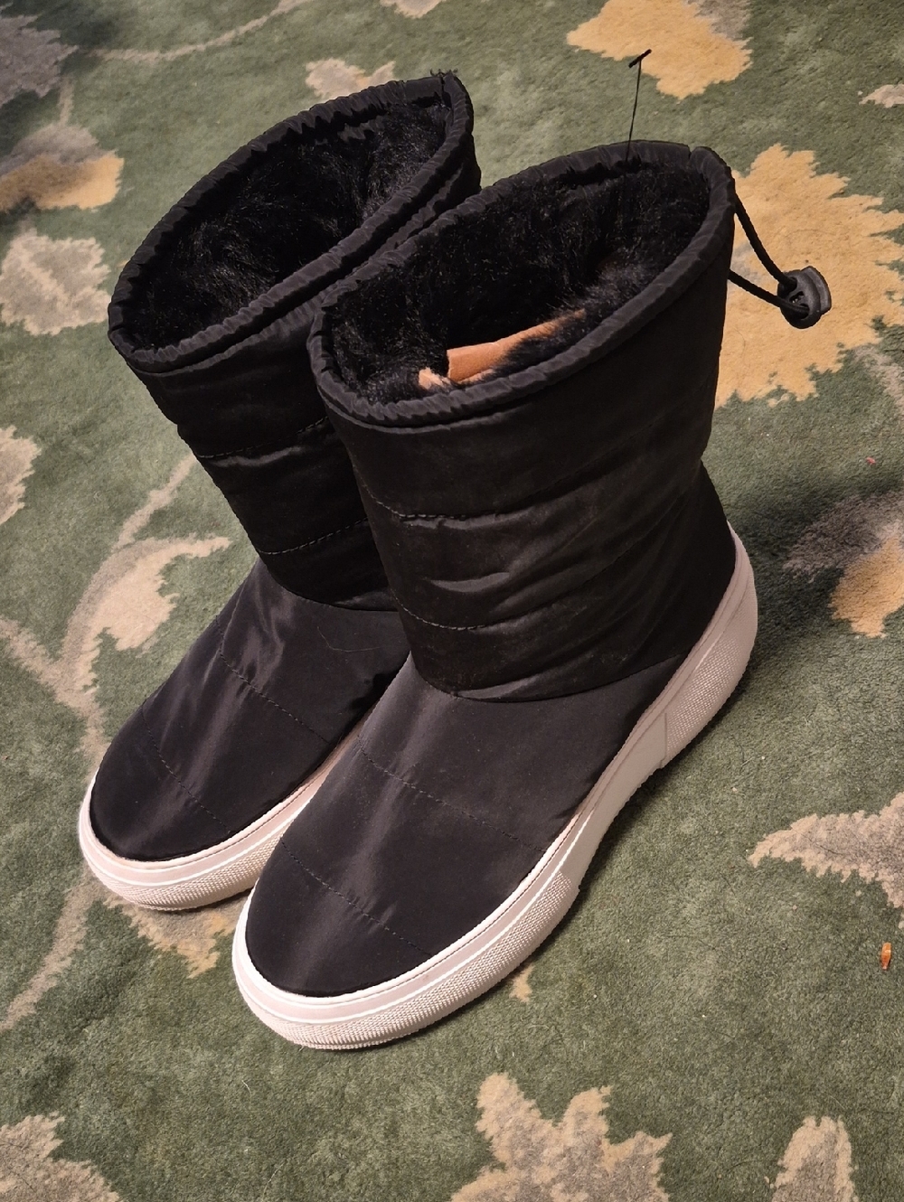 J Slides Black Winter Pull-On Snow Boots with White Sole